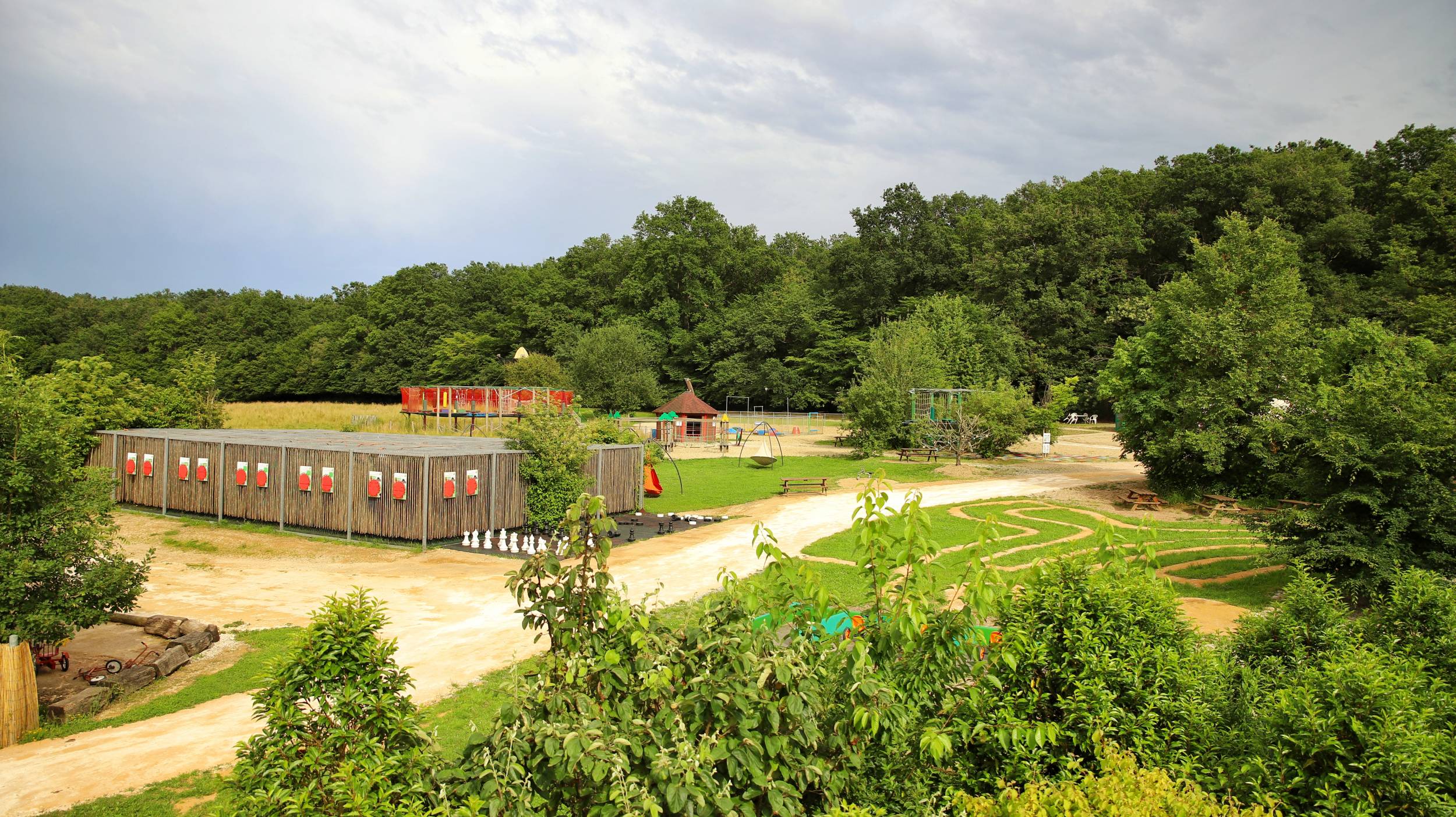 batch_DivertiParc©JadePerrot (22VueDivertiParcLabyrintheBambous)